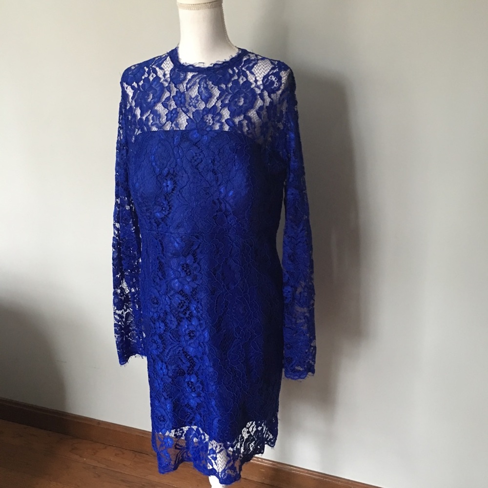 Stunning Cocktail Dress in Royal Blue Size 16